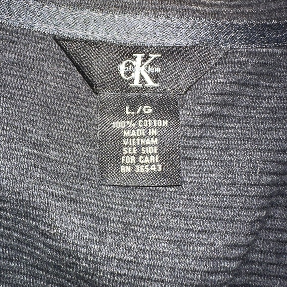 Calvin Klein Men's Sweater - Picture 5 of 6